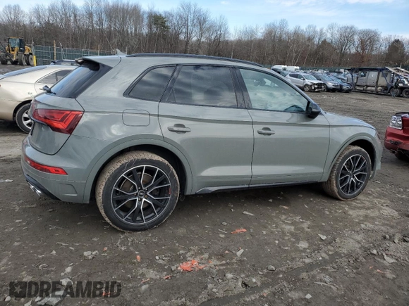 2021 Audi SQ5 Premium Plus with VIN WA1B4AFY6M2035470, listed as a Copart auction lot 46817975 with 48,178 mi miles and Salvage Title. Bid and sale history available at carsss.com. Image 3.