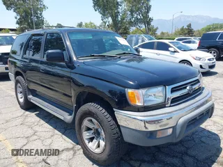 1999 Toyota 4Runner SR5 with VIN JT3GN86R1X0098085, listed as a IAAI auction lot 42697059 with 383,672 mi miles and . Bid and sale history available at DreamBid. Image 1.