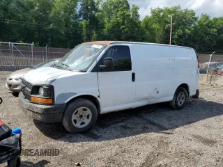 2007 Chevrolet Express Cargo z VIN 1GCFG15X171151564, wystawiony jako Copart lot #60781405 z przebiegiem 329 670 mil mil oraz Szkoda całkowita • Salvage title. Historia ofert i sprzedaży dostępna na DreamBid. Obrazek 1.