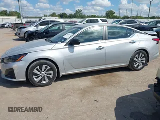 2024 Nissan Altima 2.5 S with VIN 1N4BL4BV7RN342924, listed as a IAAI auction lot 40390882 with 5,186 mi miles. Bid and sale history available at carsss.com. Image 14.