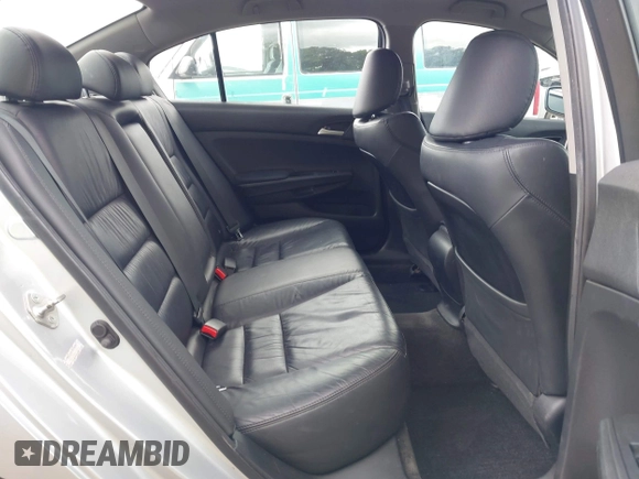 2012 Honda Accord SE z VIN 1HGCP2F61CA120373, wystawiony jako IAAI lot #42388681 z przebiegiem 121 754 mil mil oraz . Historia ofert i sprzedaży dostępna na DreamBid. Obrazek 8.