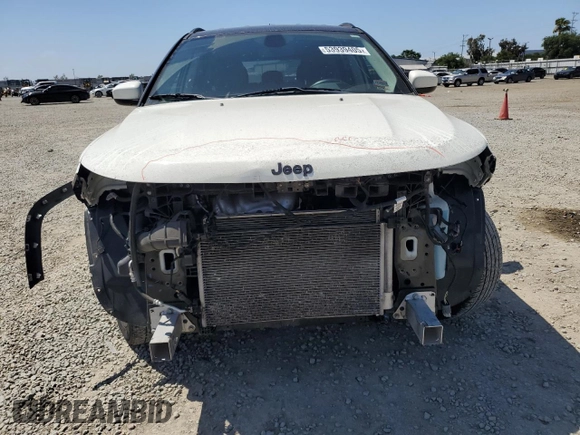 2019 Jeep Compass Altitude with VIN 3C4NJCBB5KT743181, listed as a Copart auction lot 53939405 with 88,270 mi miles and Salvage Title. Bid and sale history available at carsss.com. Image 5.