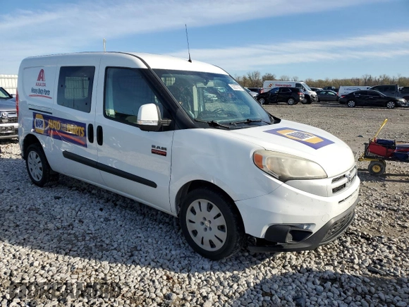 2017 Ram ProMaster City Cargo Tradesman SLT with VIN ZFBERFBB4H6D85025, listed as a Copart auction lot 50207785 with 285,618 mi miles and Salvage Title. Bid and sale history available at DreamBid. Image 4.