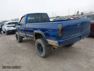 1994 Chevrolet C/K 1500 with VIN 1GCEK14K2RE118777, listed as a IAAI auction lot 41556097 with 142,995 mi miles. Bid and sale history available at carsss.com. Image 3.