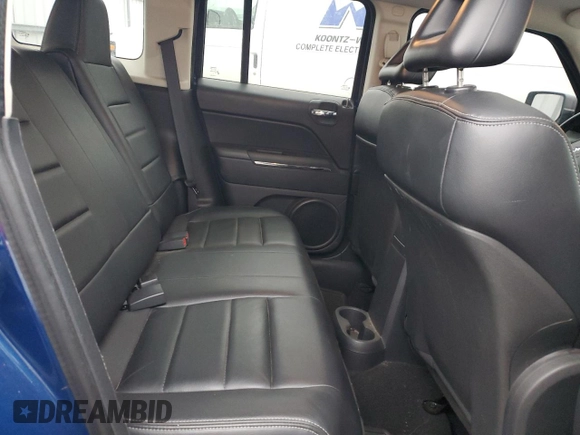 2009 Jeep Patriot Limited z VIN 1J4FF48B99D238239, wystawiony jako Copart lot #43045435 z przebiegiem 186 908 mil mil oraz Szkoda całkowita • Salvage title. Historia ofert i sprzedaży dostępna na DreamBid. Obrazek 11.