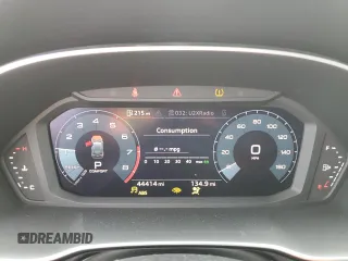 2020 Audi Q3 Premium z VIN WA1AECF38L1095702, wystawiony jako Copart lot #53888035 z przebiegiem 44 414 mil mil oraz Szkoda całkowita • Salvage title. Historia ofert i sprzedaży dostępna na DreamBid. Obrazek 9.