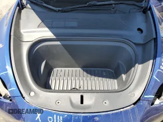 2021 Tesla Model Y Performance z VIN 5YJYGDEF0MF157795, wystawiony jako Copart lot #57163245 z przebiegiem 62 598 mil mil oraz Szkoda całkowita • Salvage title. Historia ofert i sprzedaży dostępna na DreamBid. Obrazek 11.
