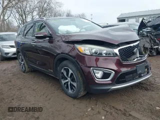 2016 Kia Sorento EX with VIN 5XYPHDA5XGG070828, listed as a IAAI auction lot 41654189 with 121,623 mi miles. Bid and sale history available at carsss.com. Image 1.