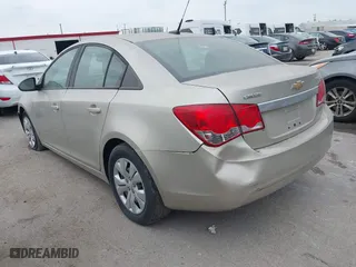 2014 Chevrolet Cruze LS with VIN 1G1PA5SH8E7230310, listed as a IAAI auction lot 42073690 with 36,756 mi miles. Bid and sale history available at carsss.com. Image 3.