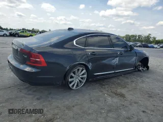 2019 Volvo S90 Inscription with VIN LVYA22ML9KP110238, listed as a Copart auction lot 61596184 with 92,529 mi miles and Salvage Title. Bid and sale history available at carsss.com. Image 3.