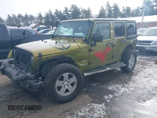 2007 Jeep Wrangler Unlimited Sahara z VIN 1J4GA59137L147257, wystawiony jako IAAI lot #41565673 z przebiegiem 187 982 mil mil oraz . Historia ofert i sprzedaży dostępna na DreamBid. Obrazek 19.