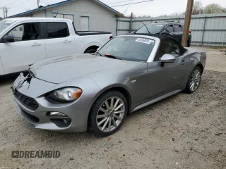 2017 FIAT 124 Spider Elaborazione Abarth z VIN JC1NFAEK5H0118610, wystawiony jako Copart lot #44936834 z przebiegiem 58 727 mil mil oraz Szkody całkowita. Historia ofert i sprzedaży dostępna na DreamBid. Obrazek 1.