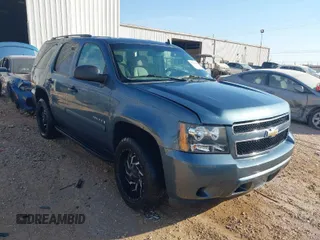 2008 Chevrolet Tahoe 3LT z VIN 1GNFK13048R192768, wystawiony jako IAAI lot #40151964 z przebiegiem 175 676 mil mil oraz . Historia ofert i sprzedaży dostępna na DreamBid. Obrazek 1.