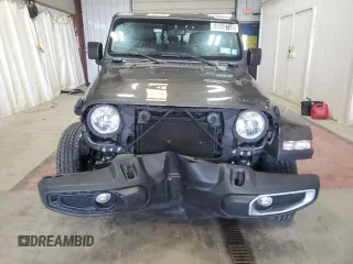 2020 Jeep Gladiator Overland with VIN 1C6HJTFG0LL217127, listed as a Copart auction lot 55660745 with 43,528 mi miles and Clean title. Bid and sale history available at DreamBid. Image 5.