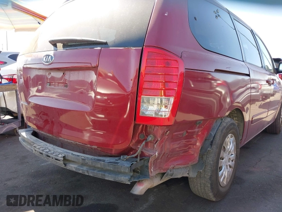 2012 Kia Sedona LX with VIN KNDMG4C70C6443649, listed as a IAAI auction lot 41662007 with 208,575 mi miles. Bid and sale history available at carsss.com. Image 6.