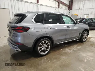 2025 BMW X5 sDrive40i with VIN 5UX13EU06S9W26538, listed as a Copart auction lot 50222715 with 0 mi miles and Clean Title. Bid and sale history available at carsss.com. Image 3.