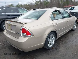 2007 Ford Fusion SE with VIN 3FAHP01127R269512, listed as a IAAI auction lot 41731182 with 227,870 mi miles. Bid and sale history available at carsss.com. Image 4.