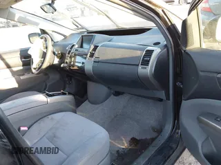 2009 Toyota Prius with VIN JTDKB20U297831103, listed as a IAAI auction lot 41340149 with 178,694 mi miles and . Bid and sale history available at DreamBid. Image 5.
