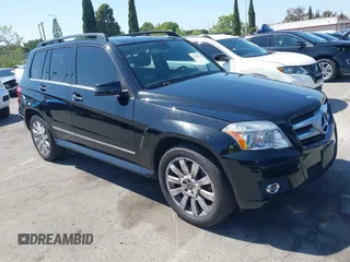 2010 Mercedes-Benz GLK 350 with VIN WDCGG5GB5AF439881, listed as a IAAI auction lot 42202831 with 157,879 mi miles and . Bid and sale history available at DreamBid. Image 1.