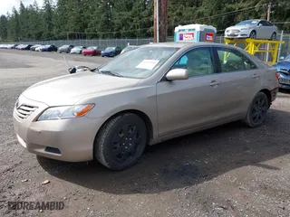 2007 Toyota Camry CE with VIN 4T1BE46K17U094284, listed as a IAAI auction lot 41979933 with 154,136 mi miles. Bid and sale history available at carsss.com. Image 2.