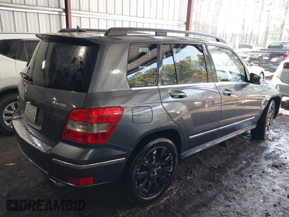 2011 Mercedes-Benz GLK 350 z VIN WDCGG8HB7BF593249, wystawiony jako IAAI lot #41650097 z przebiegiem 154 175 mil mil oraz . Historia ofert i sprzedaży dostępna na DreamBid. Obrazek 4.