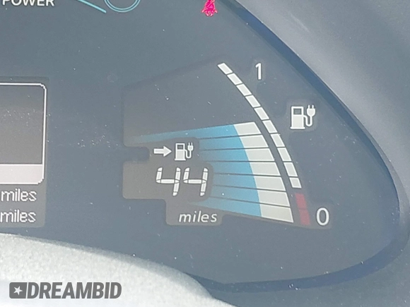 2015 Nissan LEAF SL with VIN 1N4AZ0CP5FC300083, listed as a IAAI auction lot 42560524 with 41,968 mi miles and . Bid and sale history available at DreamBid. Image 13.