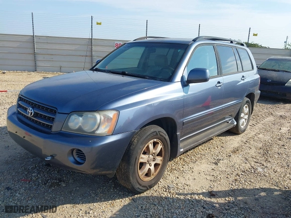 2002 Toyota Highlander with VIN JTEGF21A020062948, listed as a IAAI auction lot 40066189 with 227,639 mi miles. Bid and sale history available at carsss.com. Image 2.