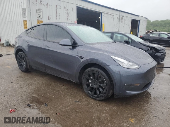 2021 Tesla Model Y Long Range z VIN 5YJYGDEE6MF209034, wystawiony jako Copart lot #57313585 z przebiegiem 54 259 mil mil oraz Szkoda całkowita • Salvage title. Historia ofert i sprzedaży dostępna na DreamBid. Obrazek 4.