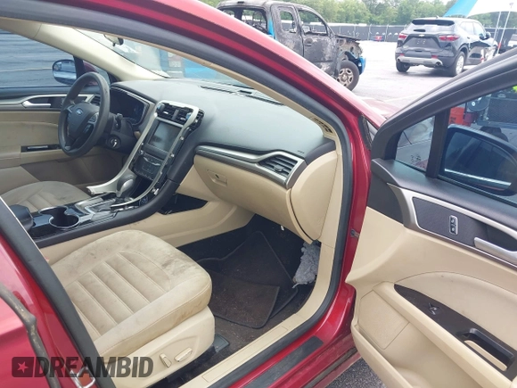 2015 Ford Fusion SE with VIN 3FA6P0HDXFR274401, listed as a IAAI auction lot 42224749 with 154,595 mi miles and . Bid and sale history available at DreamBid. Image 5.