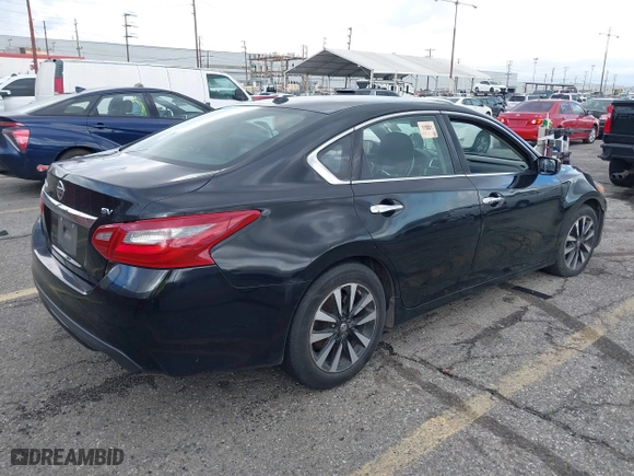 2018 Nissan Altima 2.5 SL with VIN 1N4AL3AP1JC198487, listed as a IAAI auction lot 41583866 with 146,172 mi miles. Bid and sale history available at carsss.com. Image 4.