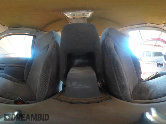 1996 Ford Explorer z VIN 1FMCU24X3TUA68712, wystawiony jako IAAI lot #41976840 z przebiegiem 274 887 mil mil oraz . Historia ofert i sprzedaży dostępna na DreamBid. Obrazek 18.