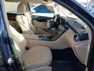 2019 Mercedes-Benz GLC with VIN WDC0G4JB6KF567472, listed as a IAAI auction lot 41691934 with 82,872 mi miles. Bid and sale history available at carsss.com. Image 5.