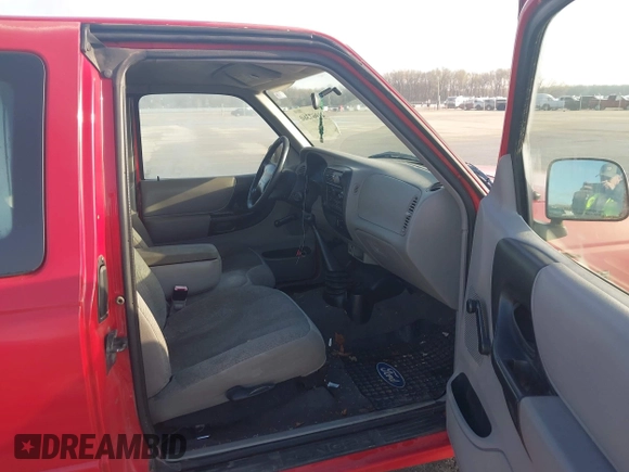 2000 Ford Ranger XL with VIN 1FTYR14V5YTA89269, listed as a IAAI auction lot 41967360 with 191,094 mi miles. Bid and sale history available at carsss.com. Image 5.