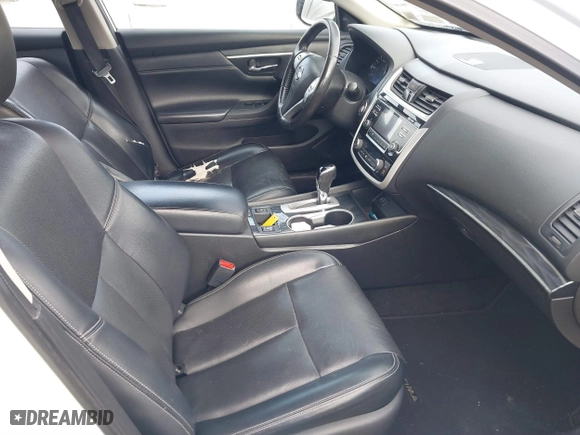 2018 Nissan Altima 2.5 SV with VIN 1N4AL3AP5JC170904, listed as a IAAI auction lot 41621502 with 115,674 mi miles. Bid and sale history available at carsss.com. Image 5.