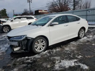 2015 Chrysler 200 Limited with VIN 1C3CCCAB3FN645344, listed as a Copart auction lot 83000474 with 109,800 mi miles and Salvage Title. Bid and sale history available at carsss.com. Image 1.