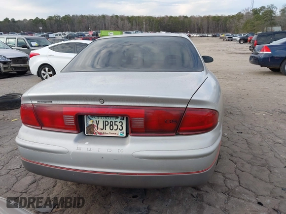 2000 Buick Regal GS with VIN 2G4WF5513Y1334543, listed as a IAAI auction lot 41587426 with 1 mi miles. Bid and sale history available at carsss.com. Image 15.