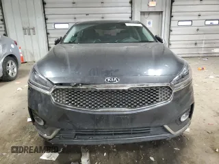 2019 Kia Cadenza Premium with VIN KNALB4J11K5154774, listed as a Copart auction lot 43976885 with 81,754 mi miles and Non Repairable. Bid and sale history available at carsss.com. Image 5.