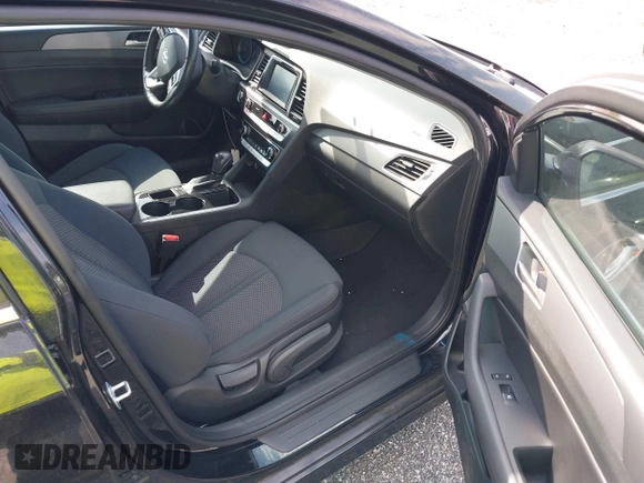 2019 Hyundai Sonata SEL with VIN 5NPE34AF8KH739419, listed as a IAAI auction lot 42125603 with 123,540 mi miles and . Bid and sale history available at DreamBid. Image 5.