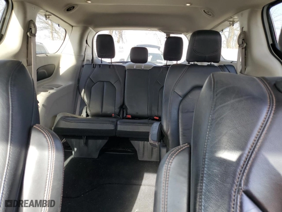 2018 Chrysler Pacifica Touring L with VIN 2C4RC1BG4JR211577, listed as a Copart auction lot 49808885 with 123,246 mi miles and Salvage Title. Bid and sale history available at carsss.com. Image 10.