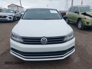 2015 Volkswagen Jetta Sedan 1.8T SE with VIN 3VWD17AJ4FM350619, listed as a IAAI auction lot 41917719 with 135,561 mi miles. Bid and sale history available at carsss.com. Image 12.