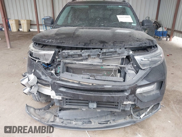 2020 Ford Explorer XLT with VIN 1FMSK7DH9LGC27951, listed as a IAAI auction lot 41623009 with 93,918 mi miles. Bid and sale history available at carsss.com. Image 12.