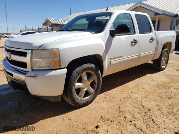 2010 Chevrolet Silverado 1500 LS with VIN 3GCRKREA0AG266297, listed as a Copart auction lot 43928514 with 183,721 mi miles and Clean Title. Bid and sale history available at carsss.com. Image 1.