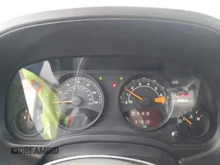 2016 Jeep Patriot High Altitude with VIN 1C4NJPFA8GD582427, listed as a IAAI auction lot 41884165 with 67,810 mi miles and . Bid and sale history available at DreamBid. Image 7.