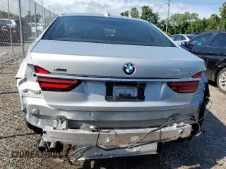 2017 BMW 7 Series ALPINA B7 xDrive with VIN WBA7F2C58HG421402, listed as a Copart auction lot 60721823 with 61,988 mi miles. Bid and sale history available at carsss.com. Image 6.