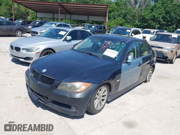 2006 BMW 3 Series 325i with VIN WBAVB175X6NK31214, listed as a IAAI auction lot 42235646 with Not provided miles and . Bid and sale history available at DreamBid. Image 2.