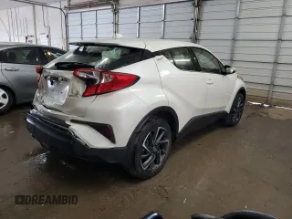 2020 Toyota C-HR LE with VIN JTNKHMBX4L1083011, listed as a Copart auction lot 51684435 with 43,490 mi miles and Salvage Title. Bid and sale history available at carsss.com. Image 3.