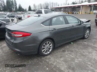 2017 Ford Fusion SE with VIN 3FA6P0H78HR259330, listed as a IAAI auction lot 41257890 with 63,360 mi miles. Bid and sale history available at carsss.com. Image 4.