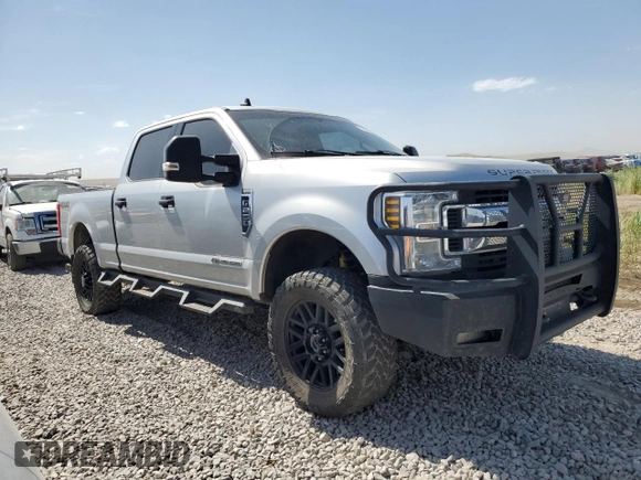 2019 Ford F-250 XL with VIN 1FT7W2BT0KEC17148, listed as a Copart auction lot 61570235 with 101,065 mi miles and Salvage title. Bid and sale history available at DreamBid. Image 4.