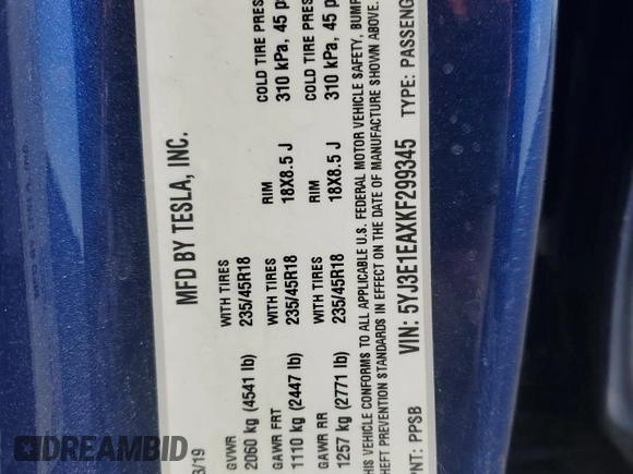 2019 Tesla Model 3 Mid Range z VIN 5YJ3E1EAXKF299345, wystawiony jako Copart lot #58335555 z przebiegiem 69 372 mil mil oraz Szkody całkowita. Historia ofert i sprzedaży dostępna na DreamBid. Obrazek 12.