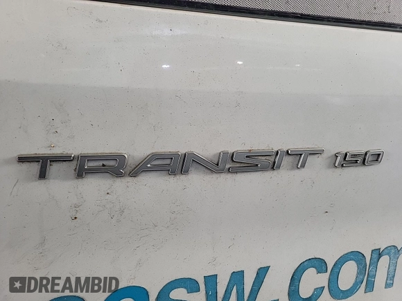 2017 Ford Transit z VIN 1FTYE1YMXHKA82272, wystawiony jako IAAI lot #42575786 z przebiegiem 256 393 mil mil oraz . Historia ofert i sprzedaży dostępna na DreamBid. Obrazek 20.